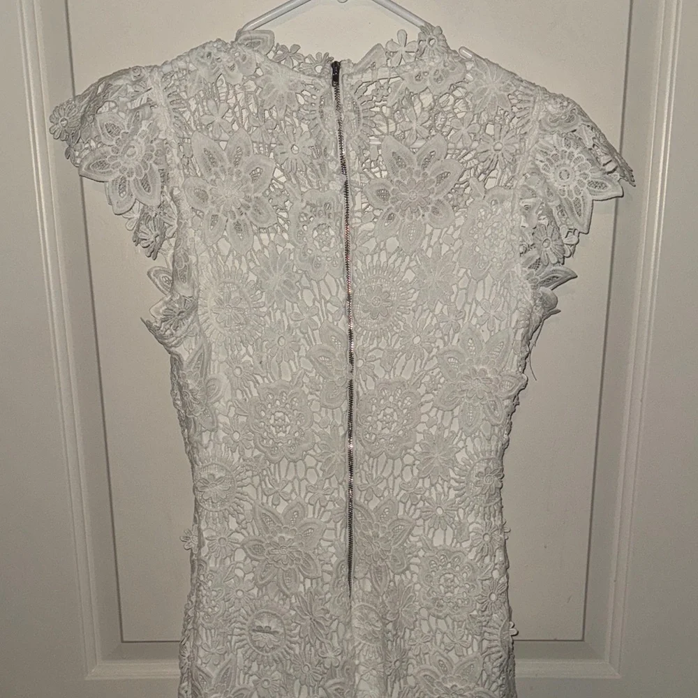 Petal & Pup White Floral Lace Dress - Picture 5 of 7